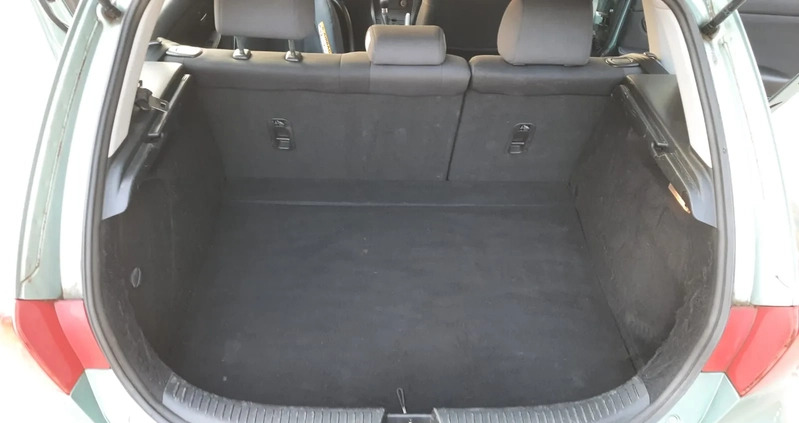 Mazda 3 cena 6900 przebieg: 185600, rok produkcji 2005 z Lipsk małe 352